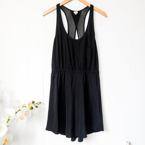 Aritzia Dresses & Skirts - Aritzia Wilfred Victoire Silk Racerback Dress
